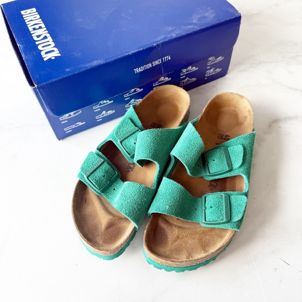 Birkenstock Size 9 Arizona Slip on Sandals in Digital Green Suede